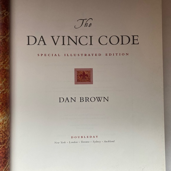 The DaVinci Code ~ Dan Brown - Picture 6 of 7
